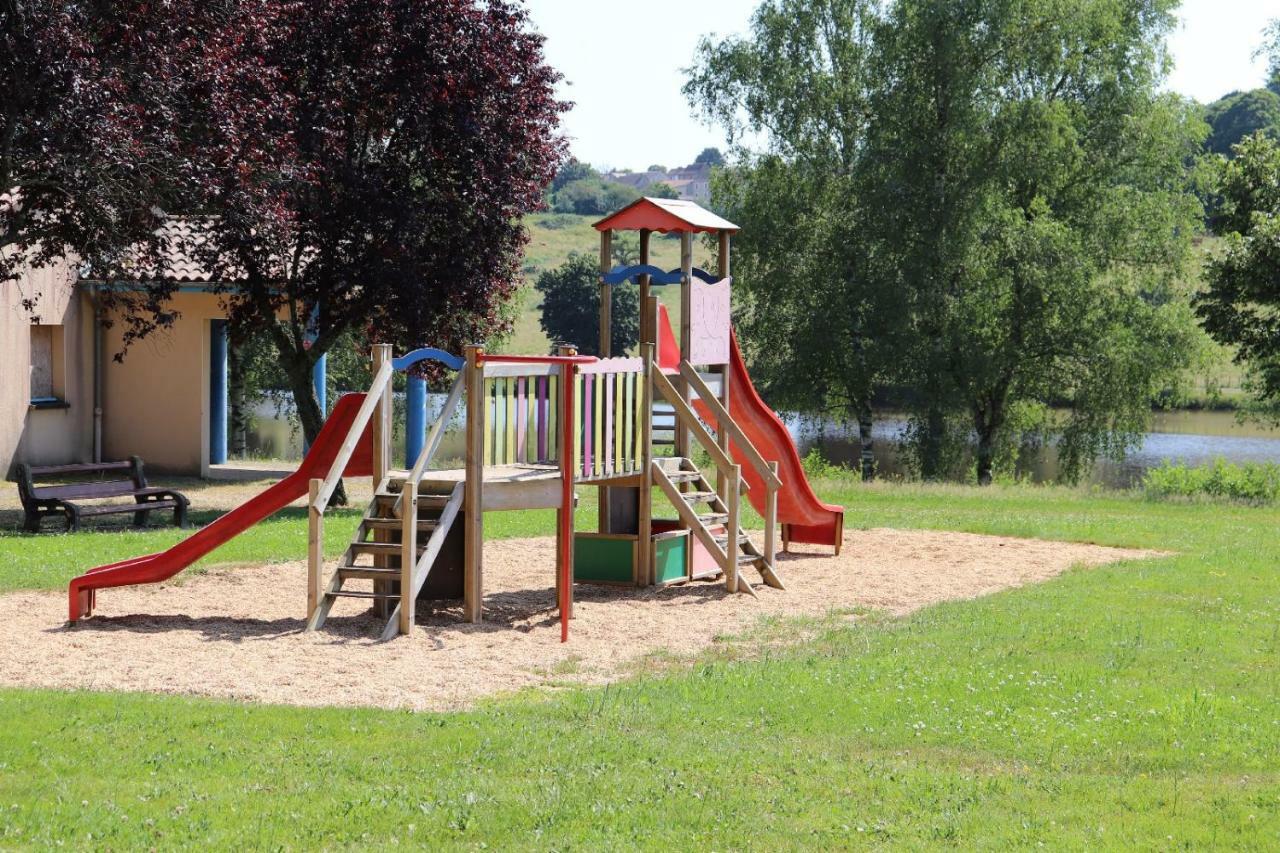 Camping De Ladignac Le Long Bel Air Esterno foto