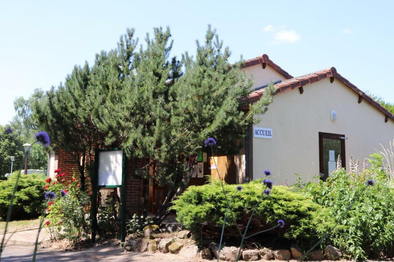 Camping De Ladignac Le Long Bel Air Esterno foto
